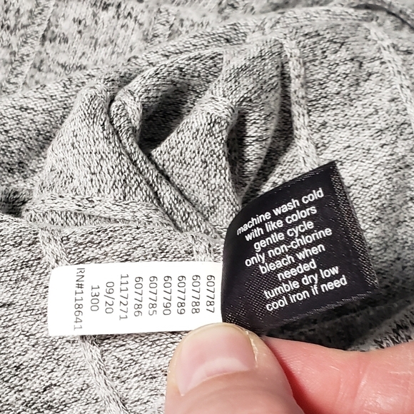 Lane Bryant Mottled Grey Ribbed Sweater Size 22 / 24 - Picture 6 of 6